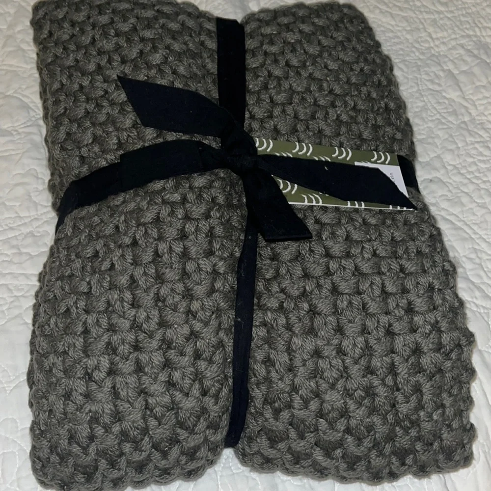 NWT West Elm Chunky Cotton Knit Throw